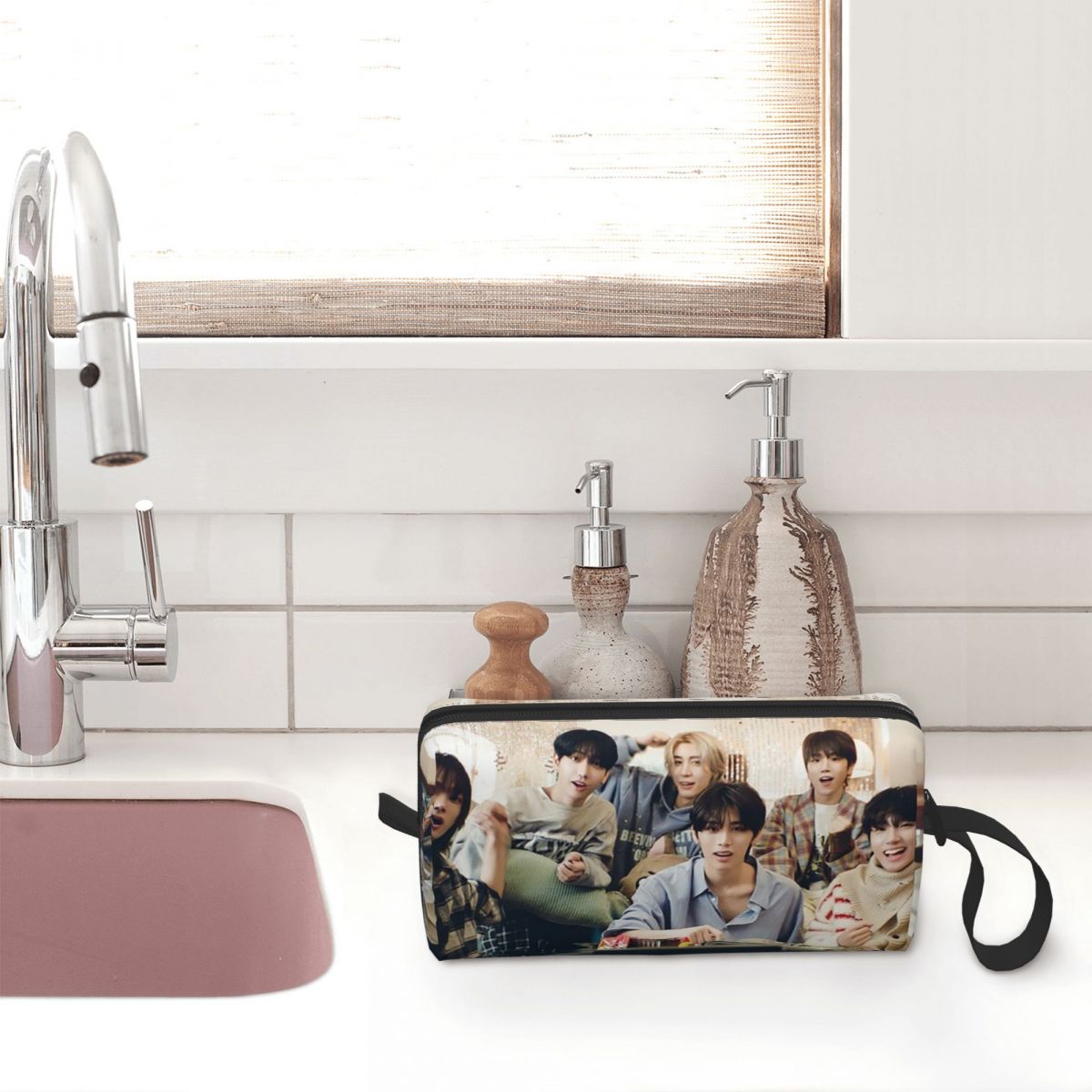 Boy Next Door KPOP make-uptas  - Women Bags Next recensie en prijs